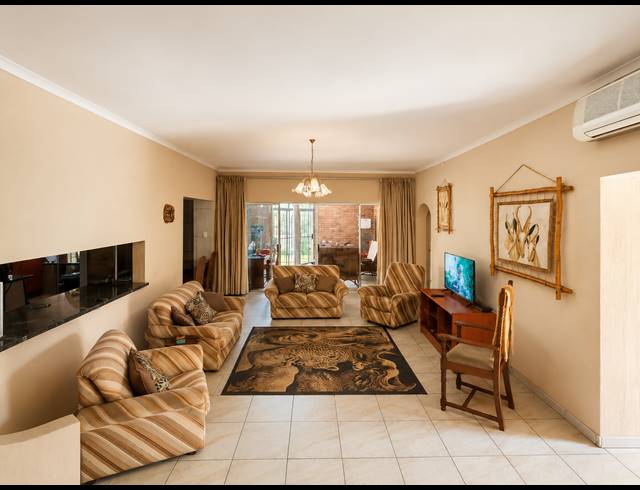 3 BEDROOM HOUSE FOR SALE IN THREE RIVERS EAST